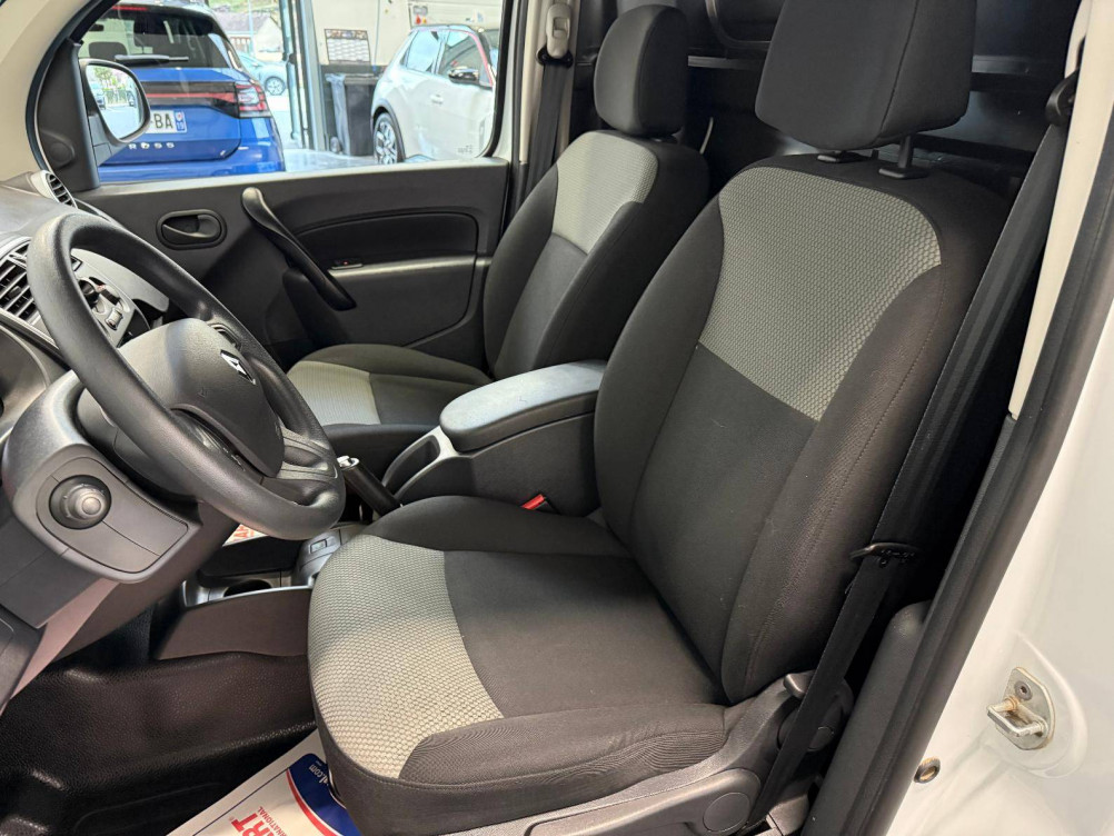 Acheter Renault Kangoo Express 2 KANGOO EXPRESS BLUE DCI 95 GRAND CONFORT 5p occasion dans les concessions du Groupe Faurie