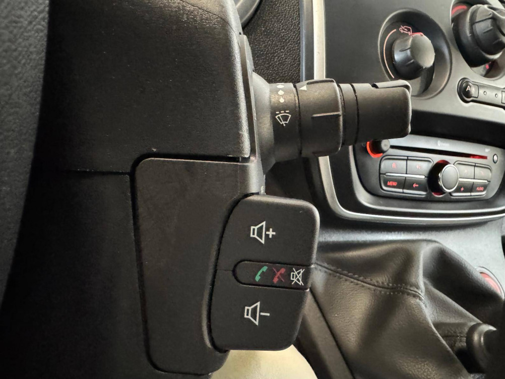 Acheter Renault Kangoo Express 2 KANGOO EXPRESS BLUE DCI 80 EXTRA R-LINK 5p occasion dans les concessions du Groupe Faurie