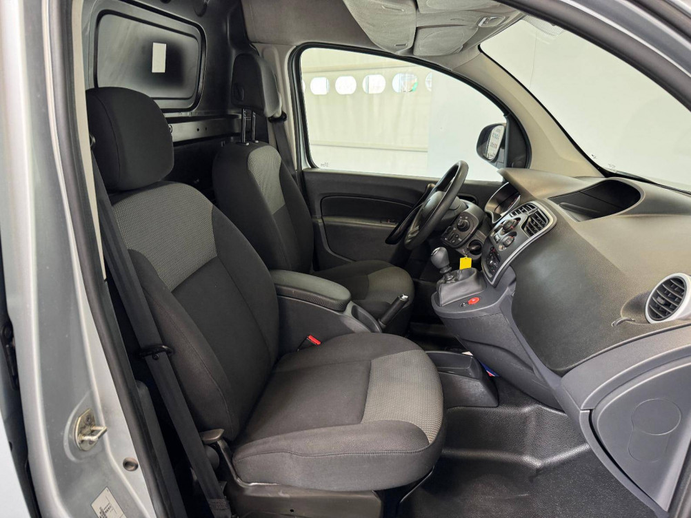 Acheter Renault Kangoo Express 2 KANGOO EXPRESS BLUE DCI 80 EXTRA R-LINK 5p occasion dans les concessions du Groupe Faurie