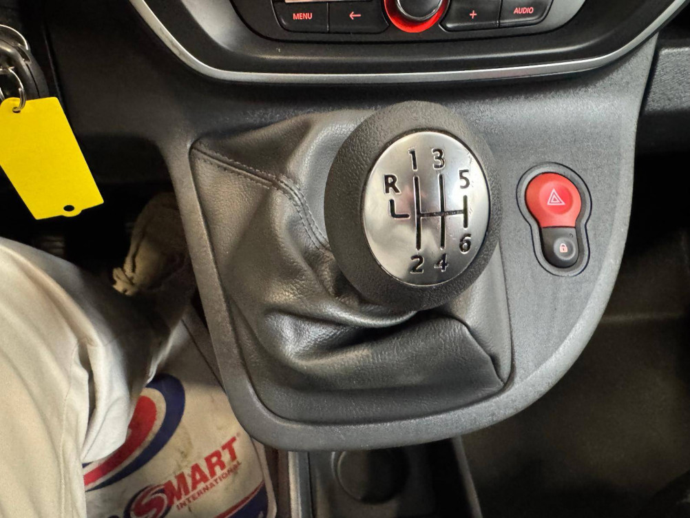 Acheter Renault Kangoo Express 2 KANGOO EXPRESS BLUE DCI 80 EXTRA R-LINK 5p occasion dans les concessions du Groupe Faurie