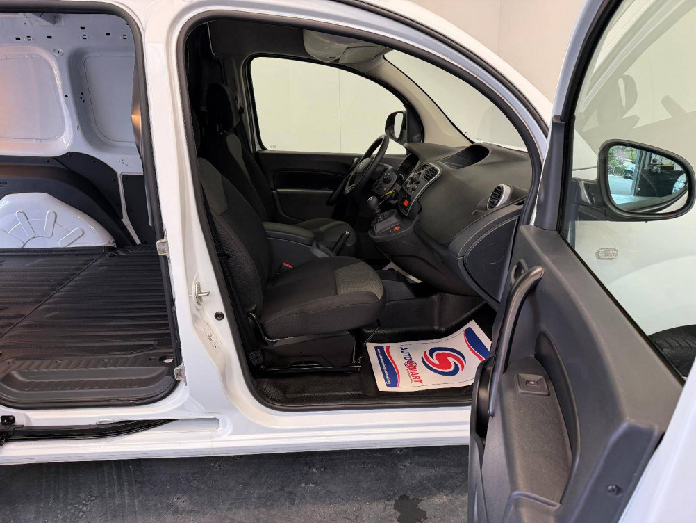 Acheter Renault Kangoo Express 2 KANGOO EXPRESS BLUE DCI 95 GRAND CONFORT 5p occasion dans les concessions du Groupe Faurie