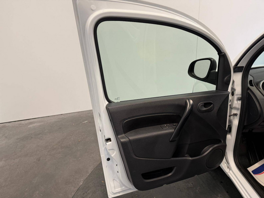Acheter Renault Kangoo Express 2 KANGOO EXPRESS BLUE DCI 95 GRAND CONFORT 5p occasion dans les concessions du Groupe Faurie
