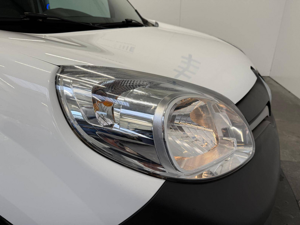 Acheter Renault Kangoo Express 2 KANGOO EXPRESS BLUE DCI 95 GRAND CONFORT 5p occasion dans les concessions du Groupe Faurie