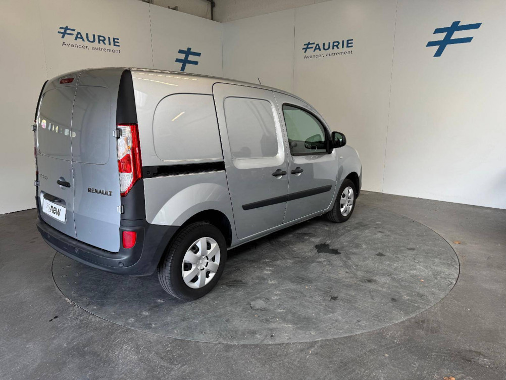Acheter Renault Kangoo Express 2 KANGOO EXPRESS BLUE DCI 80 EXTRA R-LINK 5p occasion dans les concessions du Groupe Faurie