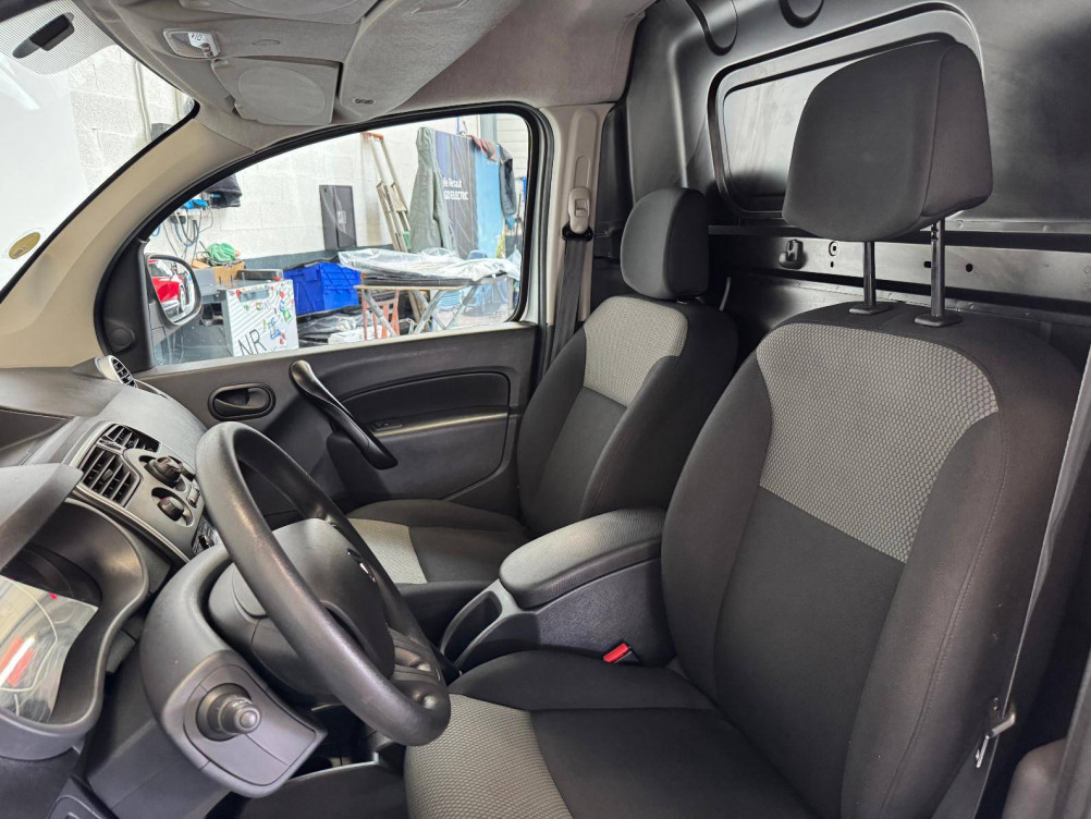 Acheter Renault Kangoo Express 2 KANGOO EXPRESS BLUE DCI 80 EXTRA R-LINK 5p occasion dans les concessions du Groupe Faurie