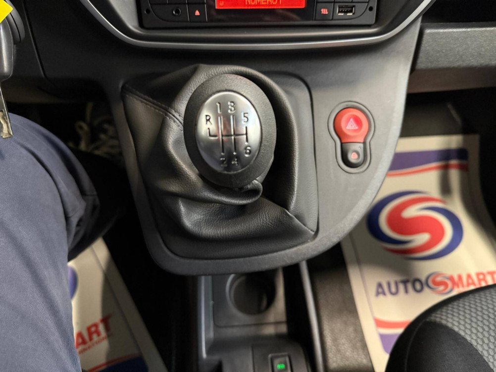 Acheter Renault Kangoo Express 2 KANGOO EXPRESS BLUE DCI 95 GRAND CONFORT 5p occasion dans les concessions du Groupe Faurie