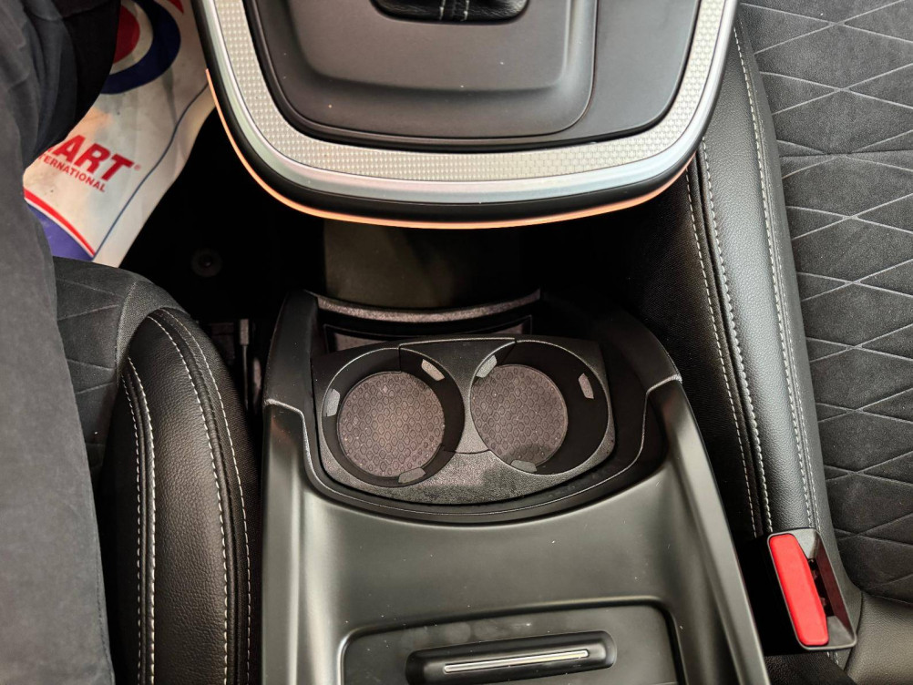 Acheter Renault Grand Scenic 4 Grand Scenic TCe 160 EDC Executive 5p occasion dans les concessions du Groupe Faurie