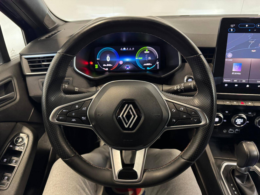 Acheter Renault Clio 5 Clio E-Tech full hybrid 145 Esprit Alpine 5p occasion dans les concessions du Groupe Faurie