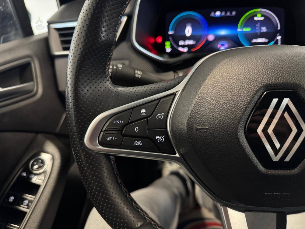 Acheter Renault Clio 5 Clio E-Tech full hybrid 145 Esprit Alpine 5p occasion dans les concessions du Groupe Faurie