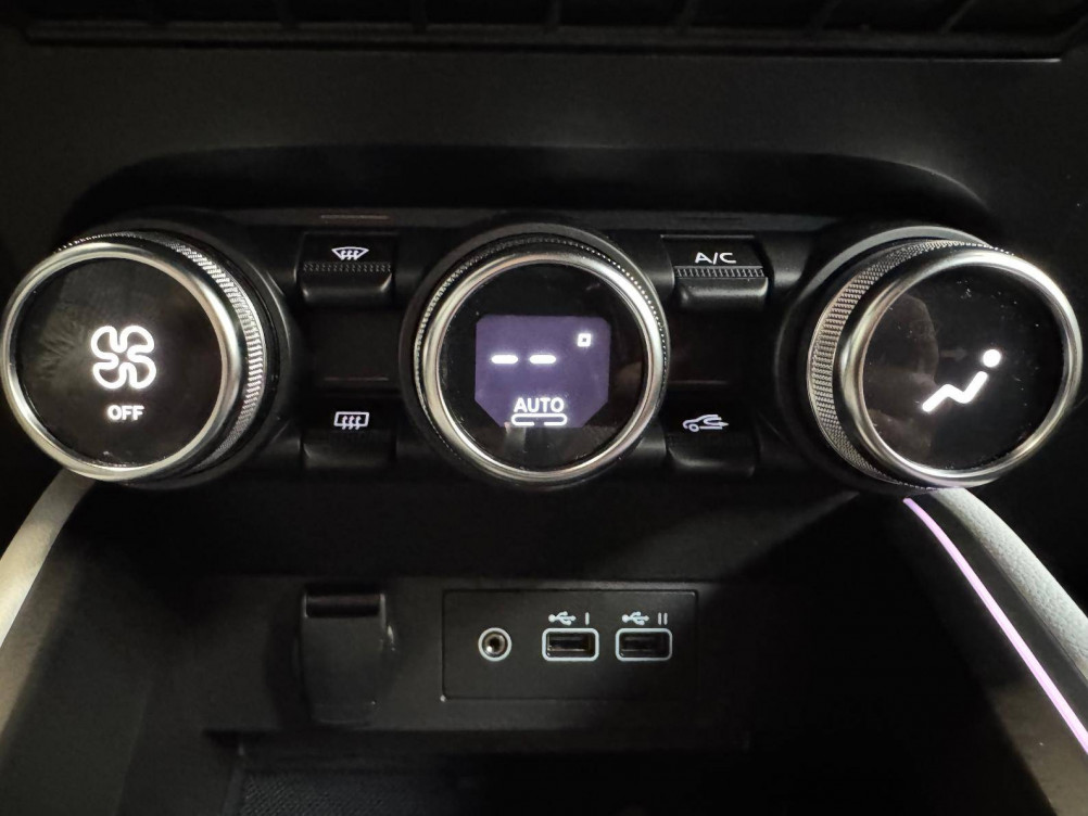 Acheter Renault Clio 5 Clio E-Tech full hybrid 145 Techno 5p occasion dans les concessions du Groupe Faurie