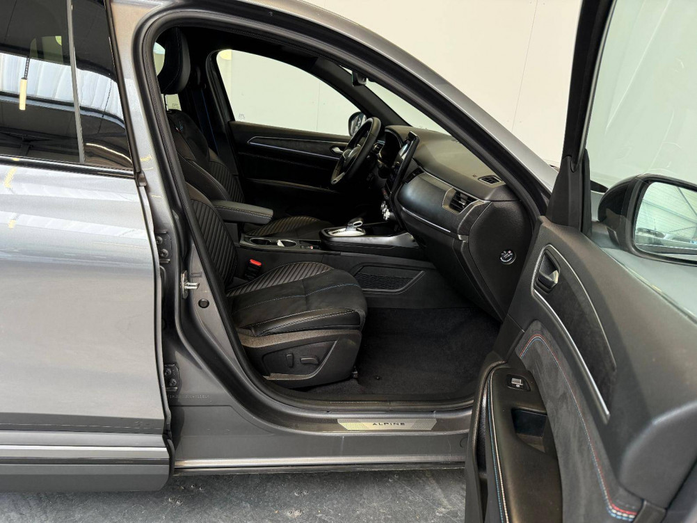 Acheter Renault Arkana Arkana E-Tech 145 - 23 esprit Alpine 5p occasion dans les concessions du Groupe Faurie