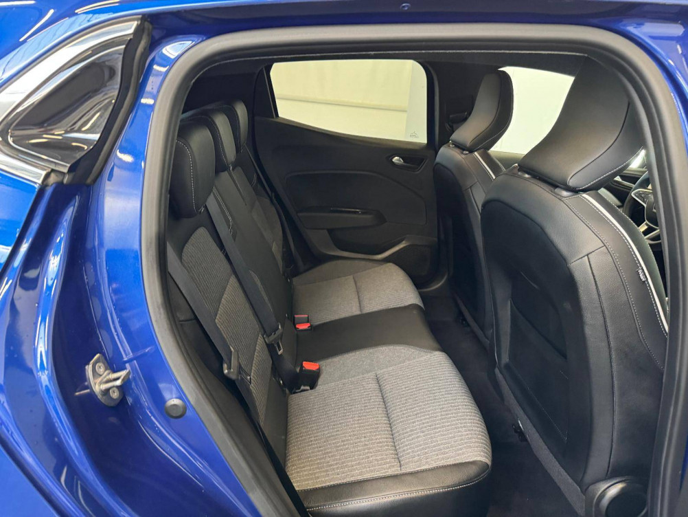 Acheter Renault Clio 5 Clio E-Tech full hybrid 145 Techno 5p occasion dans les concessions du Groupe Faurie