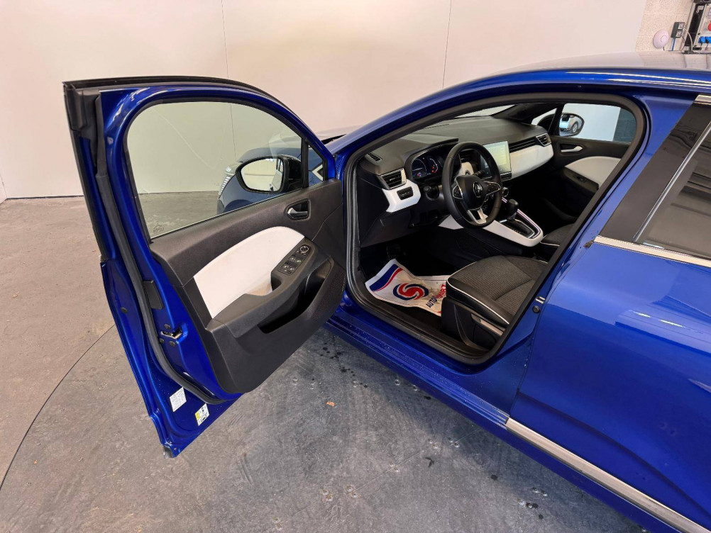 Acheter Renault Clio 5 Clio E-Tech full hybrid 145 Techno 5p occasion dans les concessions du Groupe Faurie
