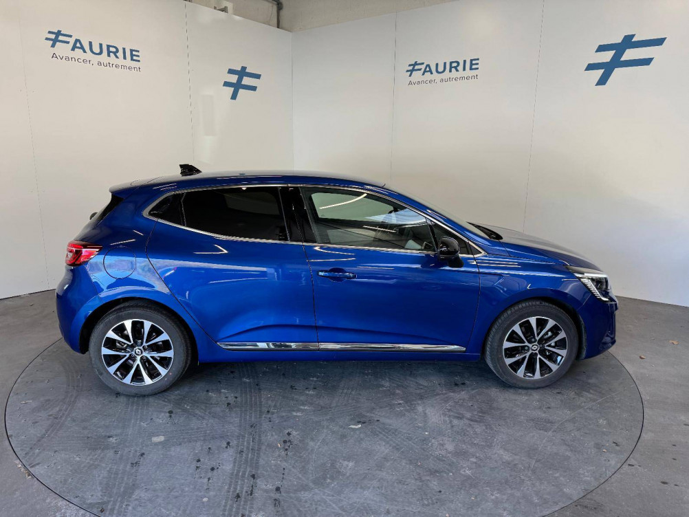 Acheter Renault Clio 5 Clio E-Tech full hybrid 145 Techno 5p occasion dans les concessions du Groupe Faurie
