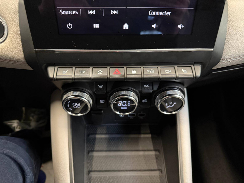 Acheter Renault Captur 2 Captur E-Tech Plug-in 160 Initiale Paris 5p occasion dans les concessions du Groupe Faurie