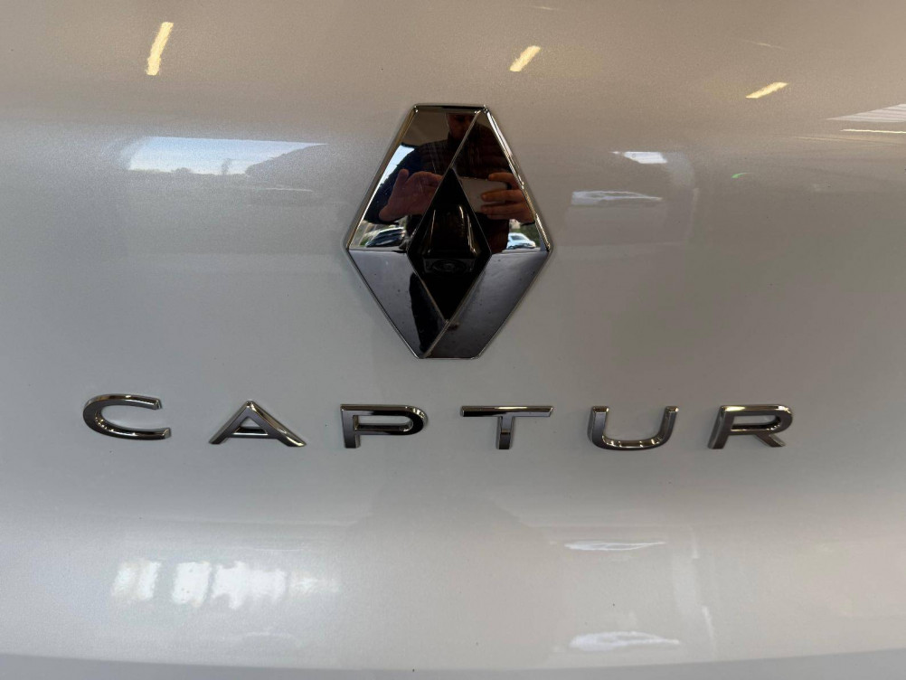 Acheter Renault Captur 2 Captur E-Tech Plug-in 160 Initiale Paris 5p occasion dans les concessions du Groupe Faurie