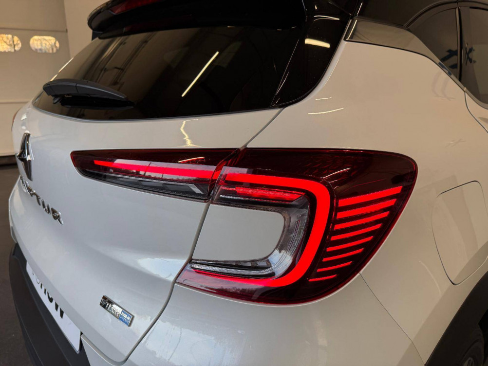 Acheter Renault Captur 2 Captur E-Tech Plug-in 160 Initiale Paris 5p occasion dans les concessions du Groupe Faurie