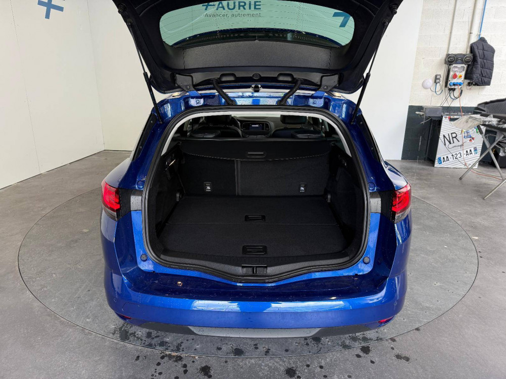 Acheter Renault Megane 4 Megane IV Estate TCe 140 EDC Techno 5p occasion dans les concessions du Groupe Faurie