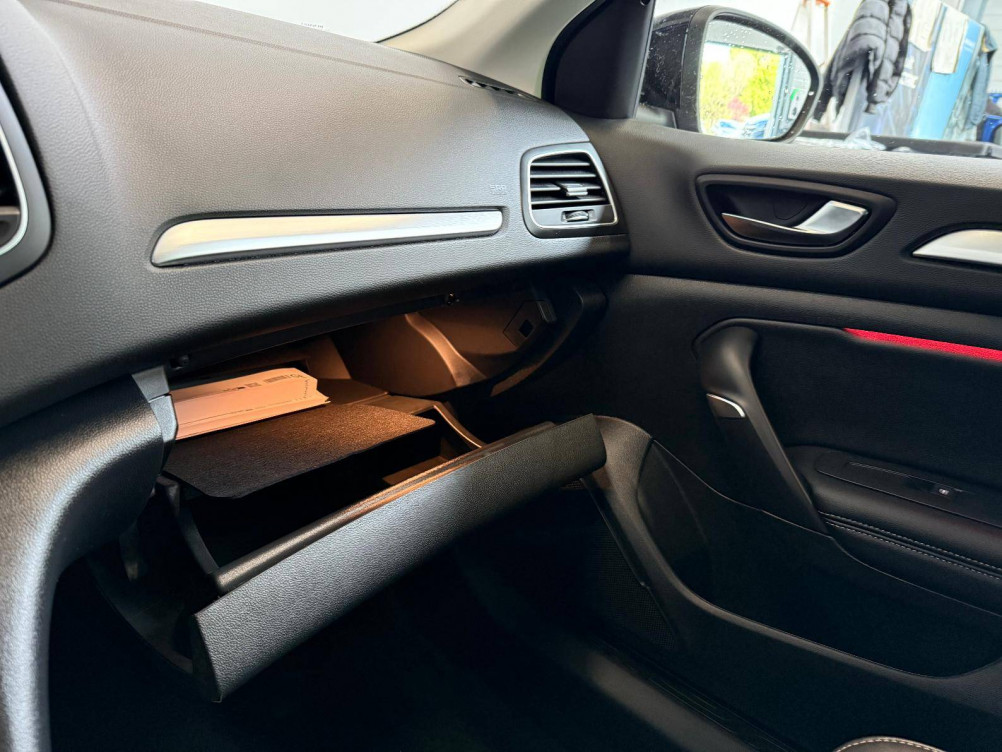 Acheter Renault Megane 4 Megane IV Estate TCe 140 EDC Techno 5p occasion dans les concessions du Groupe Faurie