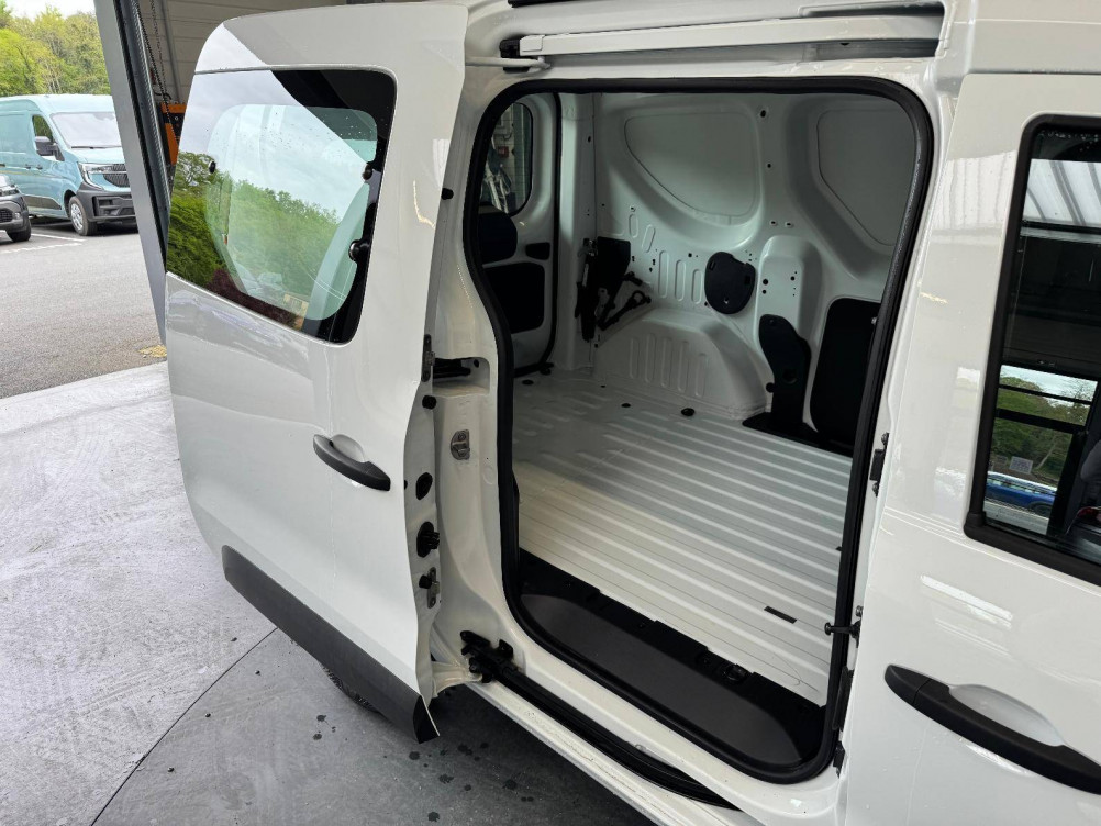 Acheter Renault Express 2 EXPRESS VAN BLUE DCI 95 CONFORT 5p occasion dans les concessions du Groupe Faurie