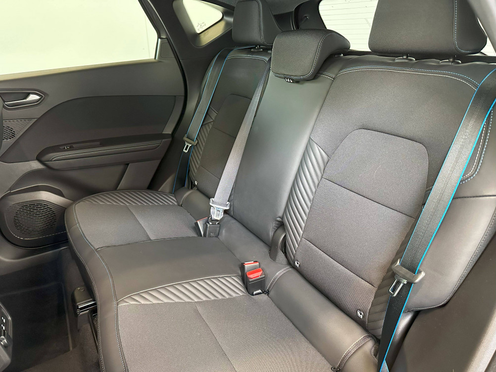 Acheter Renault Captur 2 Captur E-Tech full hybrid 145 esprit Alpine 5p neuf dans les concessions du Groupe Faurie