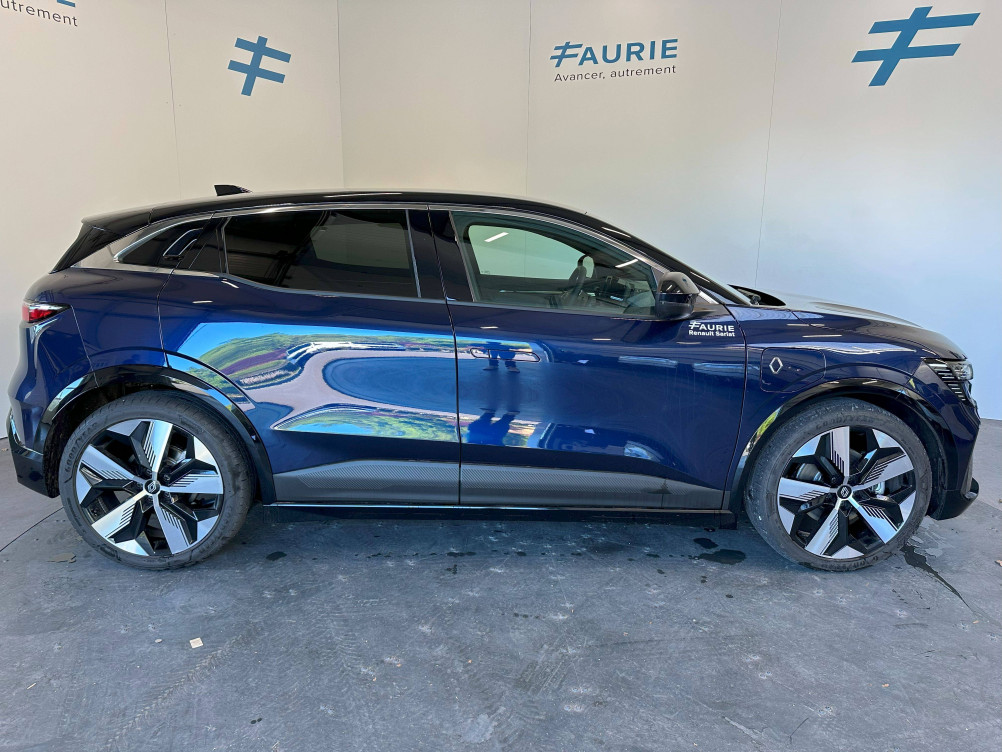 Acheter Renault Megane E-Tech Megane E-Tech 220 ch autonomie confort GSR2 Techno 5p neuf dans les concessions du Groupe Faurie