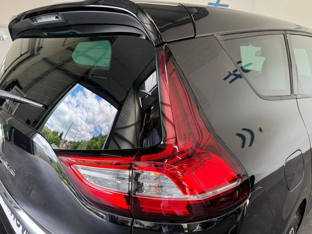 Acheter Renault Grand Scenic 4 Grand Scenic TCe 140 Evolution 5p occasion dans les concessions du Groupe Faurie