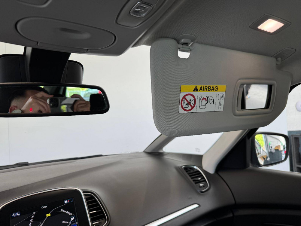 Acheter Renault Grand Scenic 4 Grand Scenic TCe 140 Evolution 5p occasion dans les concessions du Groupe Faurie
