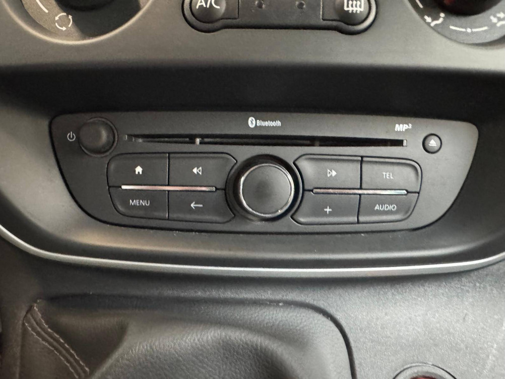 Acheter Renault Kangoo Express 2 KANGOO EXPRESS CA BLUE DCI 95 EXTRA R-LINK 5p occasion dans les concessions du Groupe Faurie