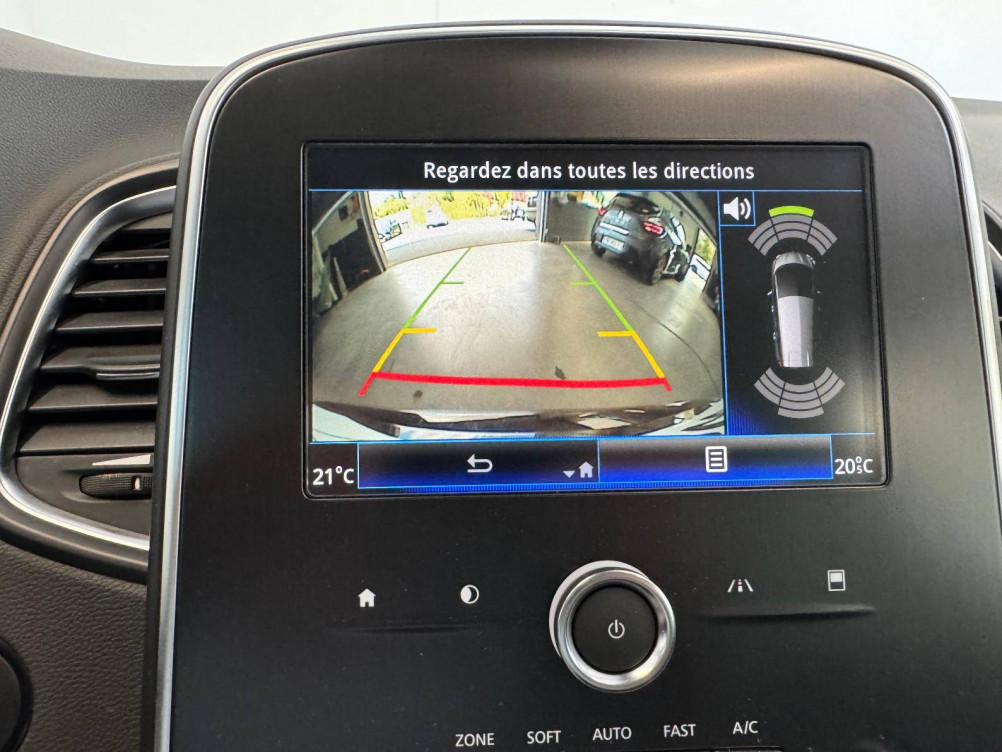 Acheter Renault Grand Scenic 4 Grand Scenic TCe 140 Evolution 5p occasion dans les concessions du Groupe Faurie