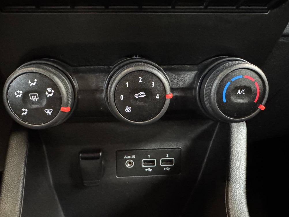 Acheter Renault Clio 5 CLIO SOCIETE BLUE DCI 85 AIR NAV 5p occasion dans les concessions du Groupe Faurie