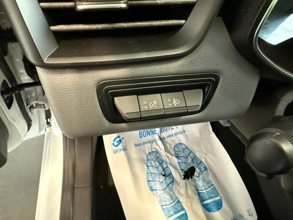 Acheter Renault Clio 5 CLIO SOCIETE BLUE DCI 85 AIR 5p occasion dans les concessions du Groupe Faurie