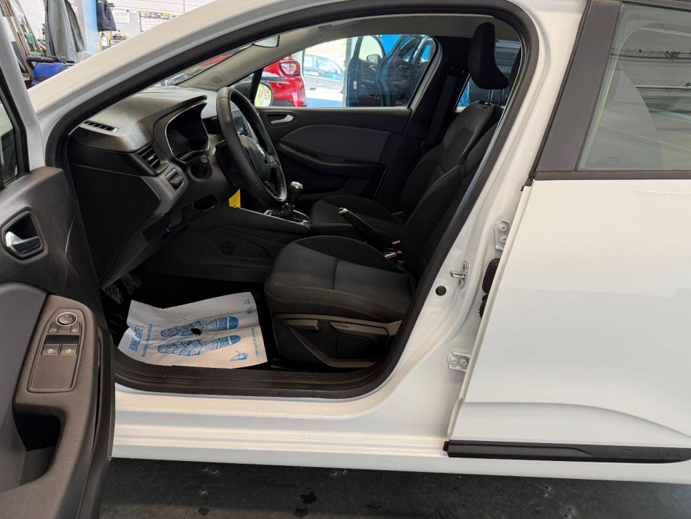Acheter Renault Clio 5 CLIO SOCIETE BLUE DCI 85 AIR 5p occasion dans les concessions du Groupe Faurie