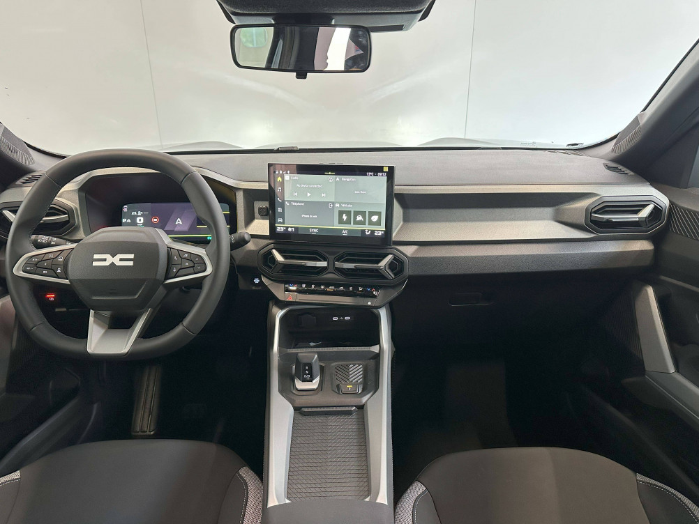 Acheter Dacia Bigster Bigster Hybrid 155 Journey 5p neuf dans les concessions du Groupe Faurie