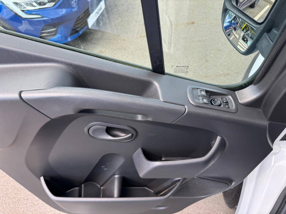 Acheter Renault Master 3 MASTER CC PROP RJ3500 PAF AR COURT L2 DCI 130 GRAND CONFORT 2p occasion dans les concessions du Groupe Faurie