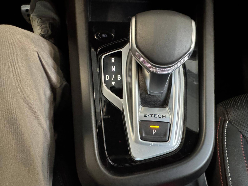 Acheter Renault Arkana Arkana E-Tech 145 - 21B R.S. Line 5p occasion dans les concessions du Groupe Faurie