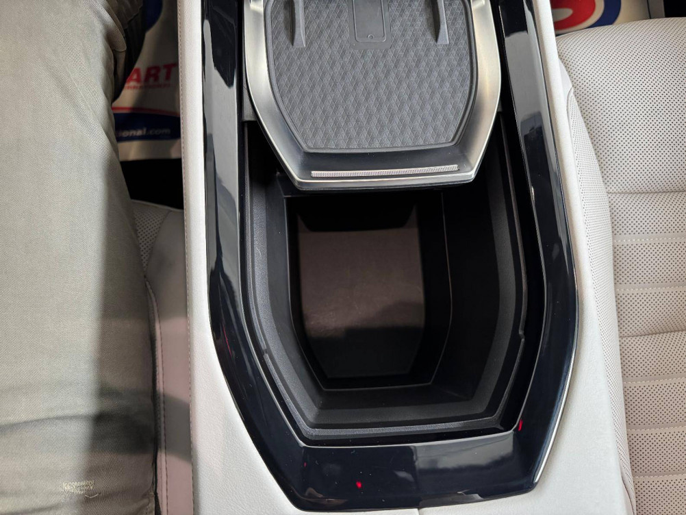 Acheter Renault Espace 6 Espace E-Tech hybrid 200 Iconic 5p occasion dans les concessions du Groupe Faurie