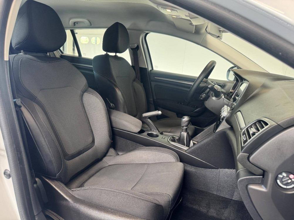 Acheter Renault Megane 4 Megane IV Estate Blue dCi 115 Evolution 5p occasion dans les concessions du Groupe Faurie
