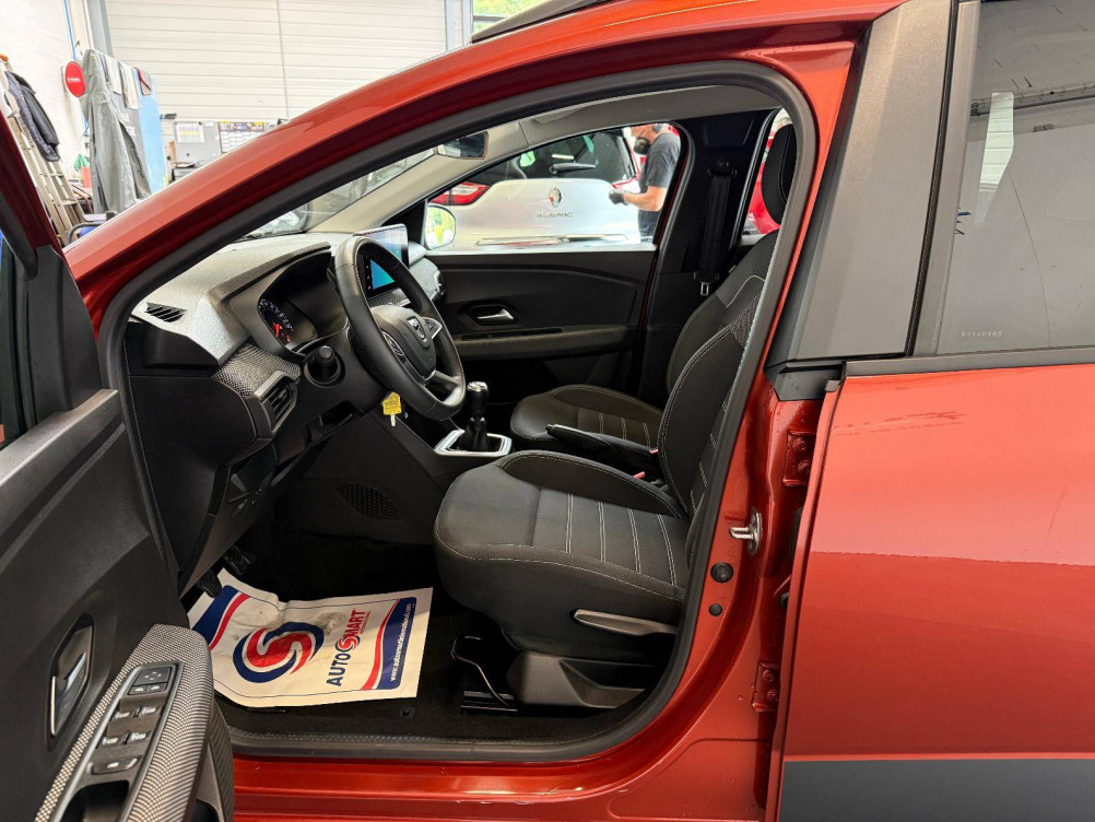Acheter Dacia Jogger Jogger TCe 110 7 places Confort 5p occasion dans les concessions du Groupe Faurie