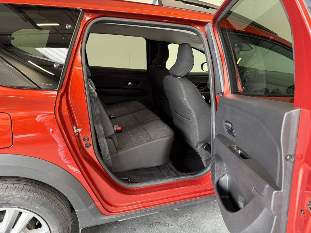 Acheter Dacia Jogger Jogger TCe 110 7 places Confort 5p occasion dans les concessions du Groupe Faurie