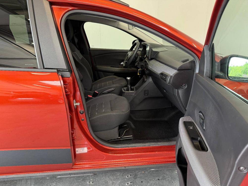 Acheter Dacia Jogger Jogger TCe 110 7 places Confort 5p occasion dans les concessions du Groupe Faurie