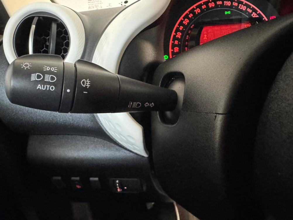 Acheter Renault Twingo 3 Twingo III SCe 65 Life 5p occasion dans les concessions du Groupe Faurie