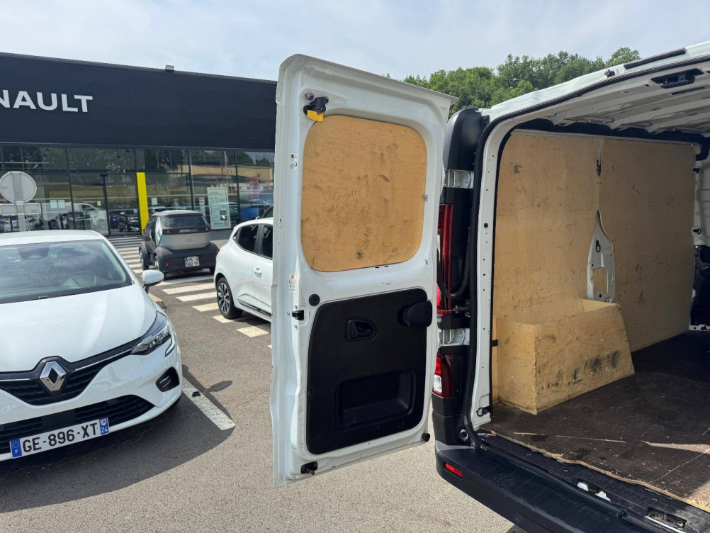 Acheter Renault Trafic 3 TRAFIC FGN L1H1 3000 KG BLUE DCI 130 GRAND CONFORT 4p occasion dans les concessions du Groupe Faurie