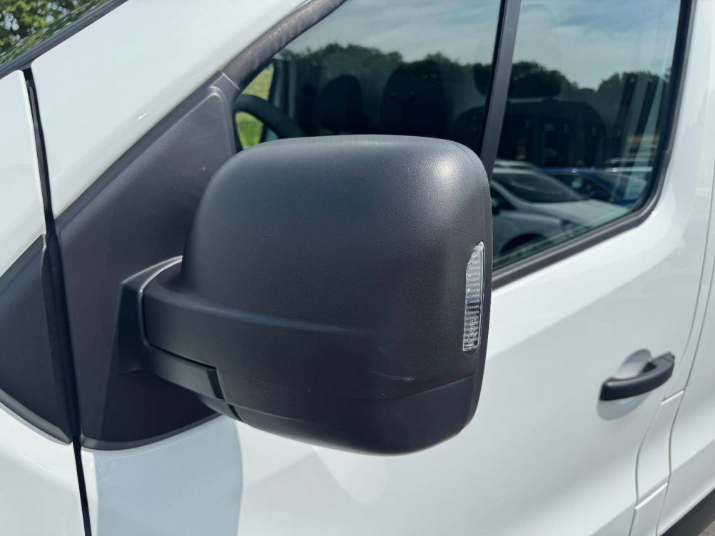 Acheter Renault Trafic 3 TRAFIC FGN L1H1 3000 KG BLUE DCI 130 GRAND CONFORT 4p occasion dans les concessions du Groupe Faurie