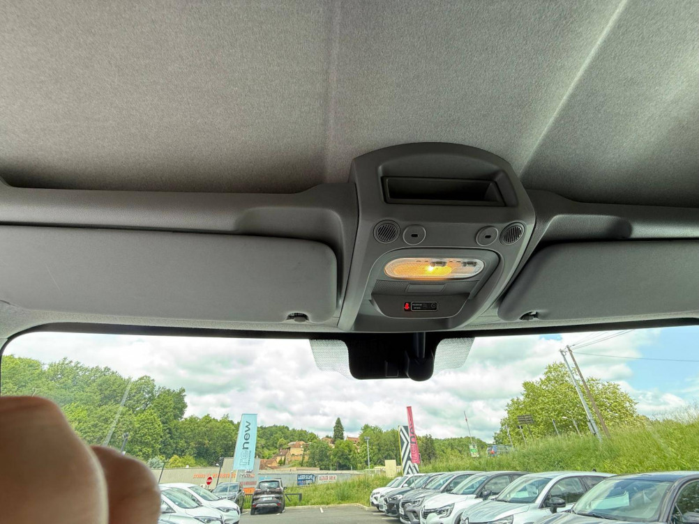 Acheter Renault Master 3 MASTER FGN TRAC F3500 L3H3 BLUE DCI 145 GRAND CONFORT 4p occasion dans les concessions du Groupe Faurie