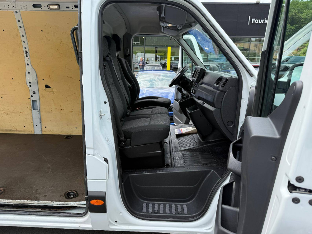 Acheter Renault Master 3 MASTER FGN TRAC F3500 L3H3 BLUE DCI 145 GRAND CONFORT 4p occasion dans les concessions du Groupe Faurie