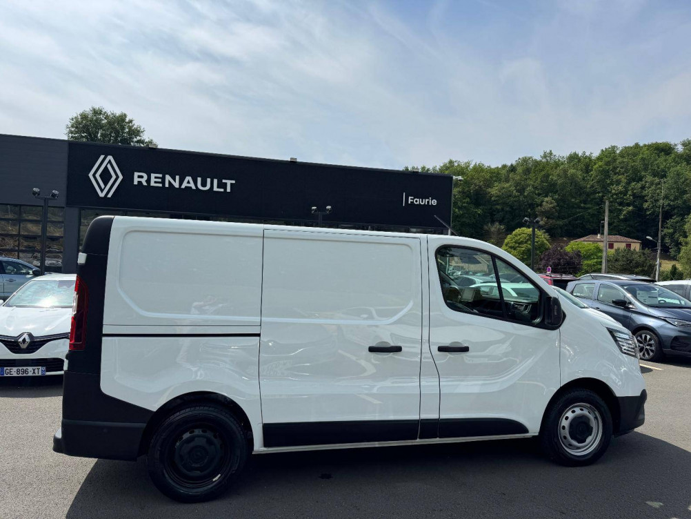 Acheter Renault Trafic 3 TRAFIC FGN L1H1 3000 KG BLUE DCI 130 GRAND CONFORT 4p occasion dans les concessions du Groupe Faurie