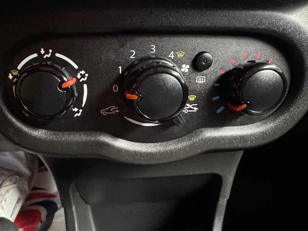 Acheter Renault Twingo 3 Twingo III SCe 65 Life 5p occasion dans les concessions du Groupe Faurie