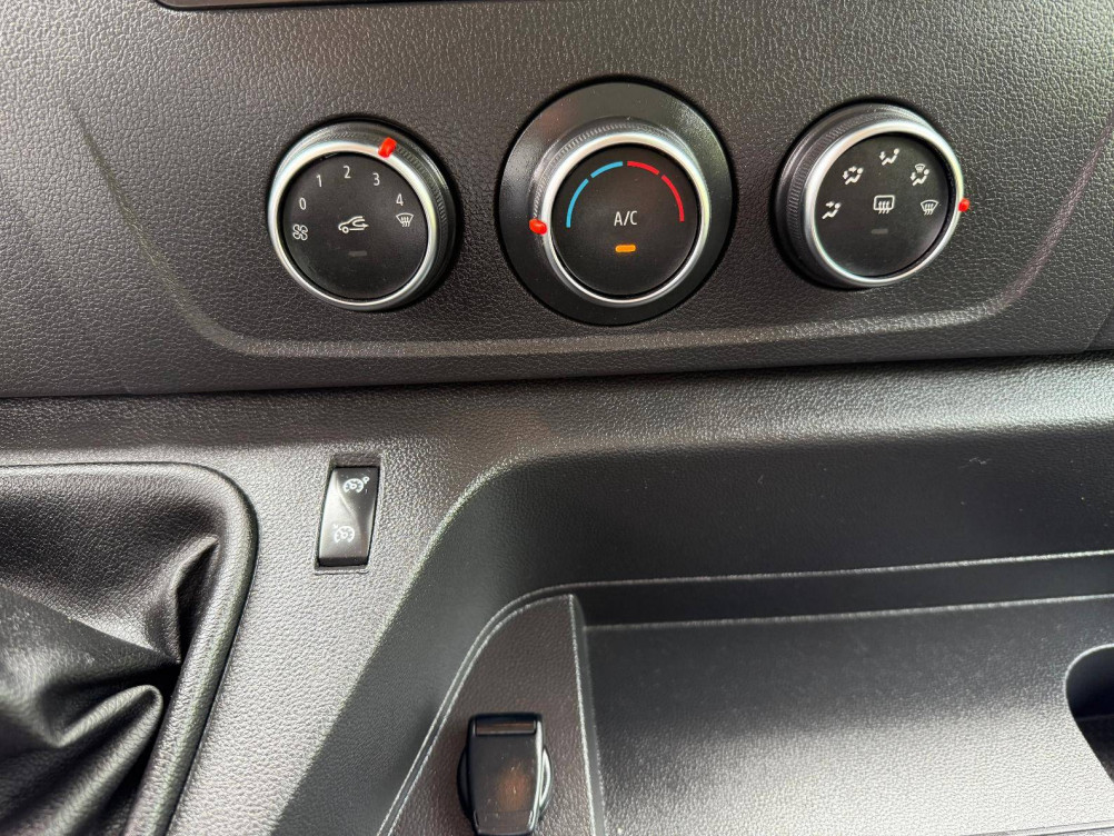 Acheter Renault Master 3 MASTER FGN TRAC F3500 L3H3 BLUE DCI 145 GRAND CONFORT 4p occasion dans les concessions du Groupe Faurie