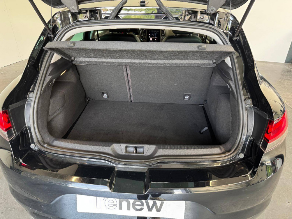 Acheter Renault Megane 4 Mégane IV Berline E-TECH Plug-In Hybride 160 Intens 5p occasion dans les concessions du Groupe Faurie
